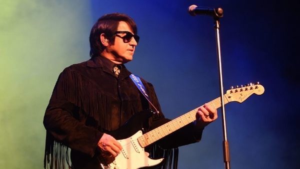 Barry Steele and Friends The Roy Orbison and Traveling Wilburys Story - with Special tribute to Buddy